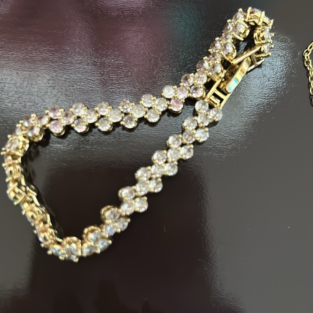 Costume Jewelry Set - Picture 2 of 4